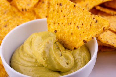 Kazık ile hardal sosu