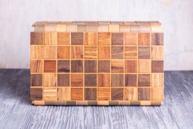 Kare kiremit bir mozaik banyo için açısal