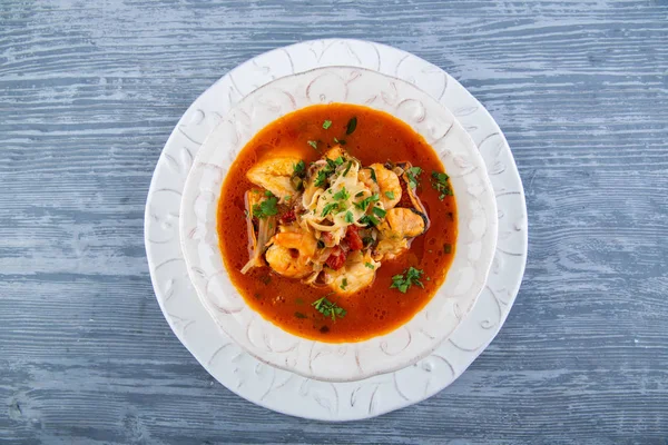 Fischsuppe Mit Dem Filet Der Nordfische Und Dem Biysk Des — Stockfoto