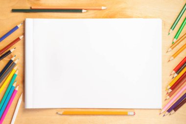 Sketchbook veya ahşap zemin üzerine çizmek için albüm boş sayfası.