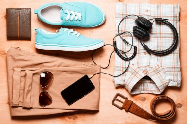 Modern yaratıcı erkek kıyafeti. İn gerekli için Gezgin, genel gider öğrenci.