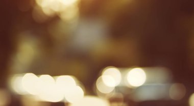 Arka plan bulanık fotoğraf. Cityscape bokeh. Ufuk soyut şehir. Arka plan odağını. Tasarım duvar kağıdı olarak kullanabilirsiniz. Yaz bulanık şehir zemin. Odak fotoğraf dışında seyahat. Peri defocused fotoğraflar.