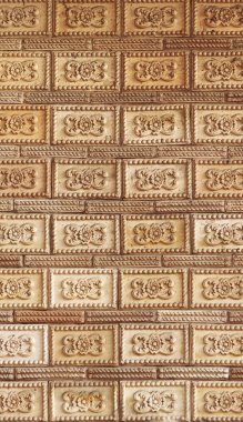 Eski bir evin duvarında Dekoratif karolar. Düz görünüm. Kiev, Ukrayna.