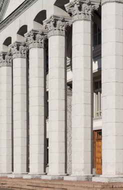 Eski Sovyetler içeren sütunlar oluşturma. Kyiv, Ukrayna