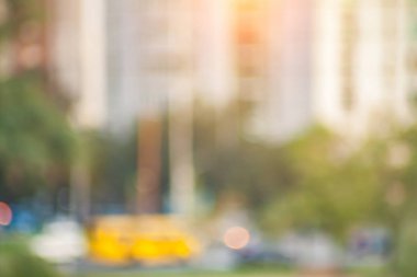 Arka plan bulanık fotoğraf. Yaz bulanık şehir zemin.