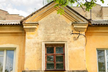 Eski bir Alman bina gable