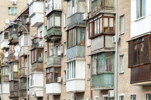 现代预制房子的阳台 乌克兰 — 图库照片