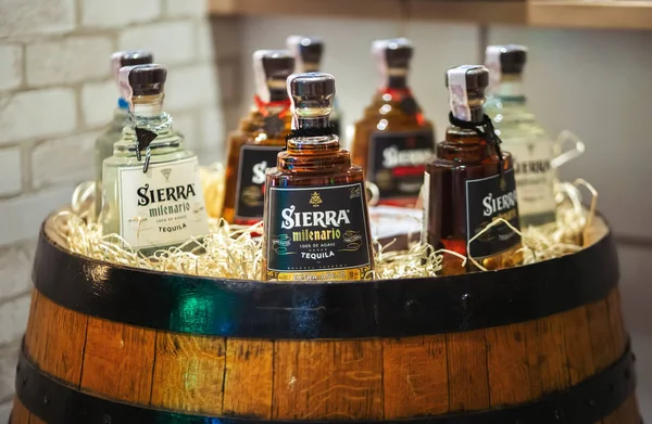 Kijev Ukrajna Szeptember 2018 Sierra Milenario Tequila Egy Fahordós Érlelés — Stock Fotó