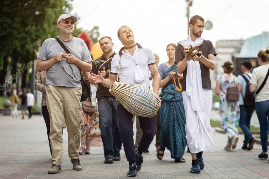 Krishnaits (Gaudia Vaishnavs) chanting holy names on Khreshchatyk Street