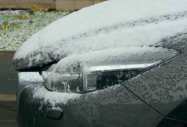 Sidovy Frysta Bil Strålkastare Täckt Med Snö — Stockfoto