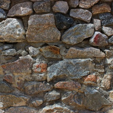 Granit kayalar arasındaki eski havan topu. 