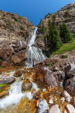 Burkhan-Bulak, Kazakistan 'ın Zhetysu bölgesinde yer alan en yüksek (168 metre) şelalesidir.