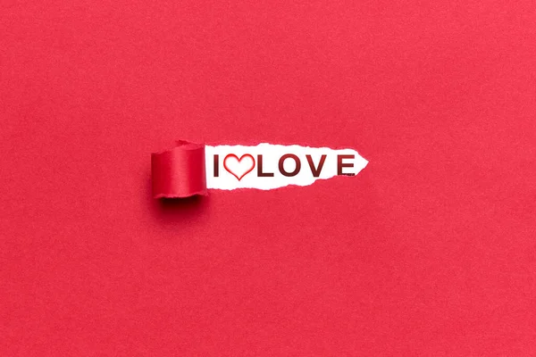 Vörös Karton Törött Egy Szív Jelenik Meg Szavak Szeretet Szerelem — Stock Fotó