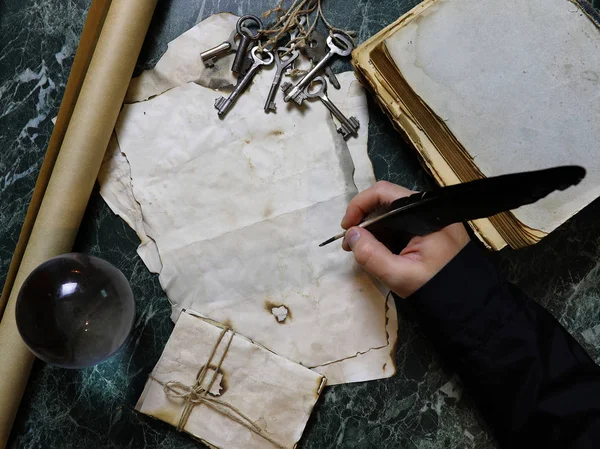 Retro kağıtları ve tablo Dedektif araçlar arka plan ile ilgili kitap