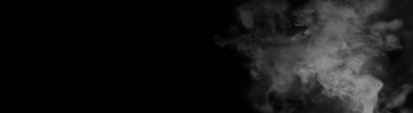 Beyaz Siyah bir arka plan üzerinde duman. Doku duman. Wh kulüpleri