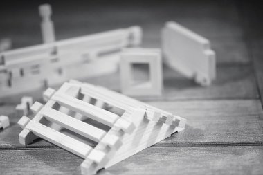 Oyuncak ahşap ev. Kurucunun ch için doğal ahşap yapılır