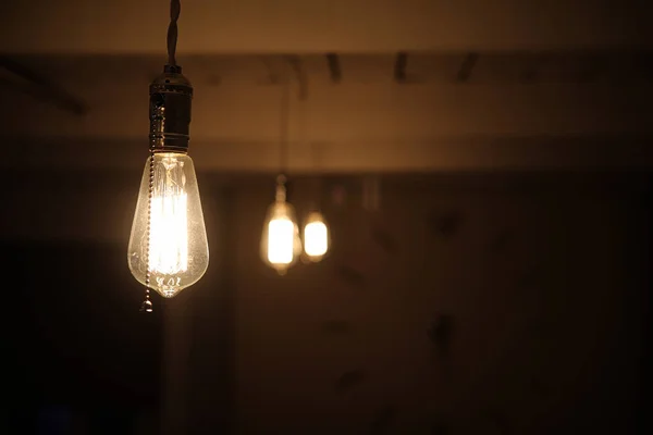Filaman tungsten lambalar. Edisons ampul. Filaman fila — Stok fotoğraf