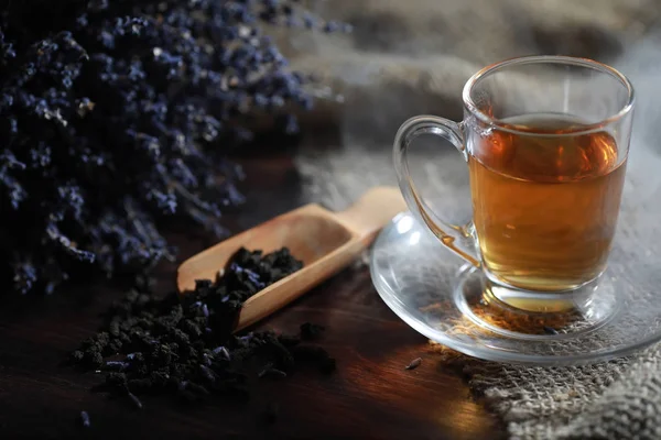 A tálalás táblázat főzött tea — Stock Fotó