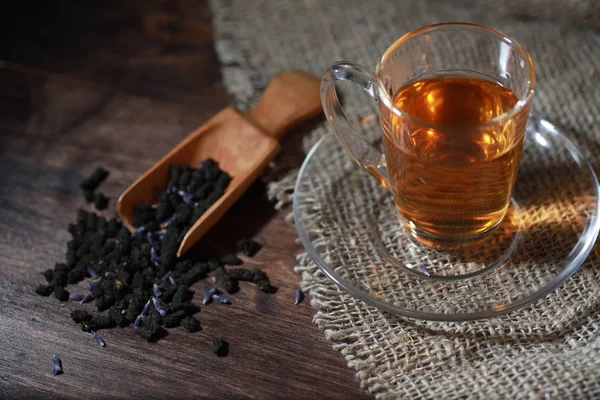 A tálalás táblázat főzött tea — Stock Fotó