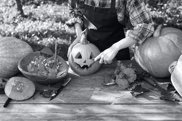 Cabeza tallada de calabaza — Foto de Stock