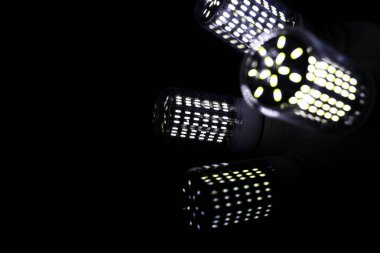 Lamba LED öğeleri. Diyotlar lambalı. Birçok parlak ışıklar 