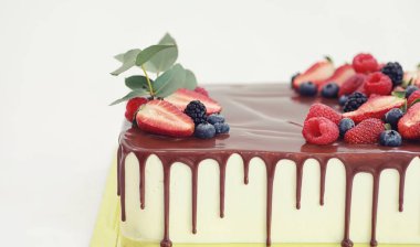 Şekerleme aromalı kek bir tatil için