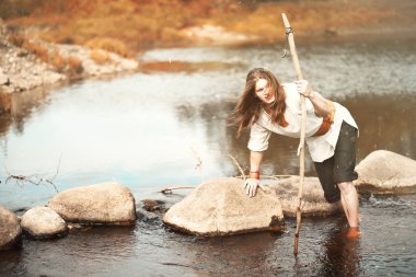 Bir İskandinav biri etnik giysiler