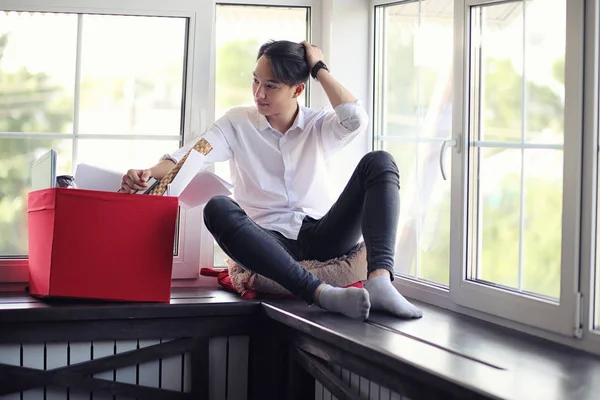 Asiático joven hombre estudiante — Foto de Stock