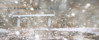 Winter park yalnız tezgah kar altında