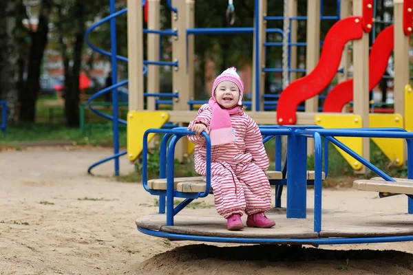 Children play on the playground — Stock Photo, Image