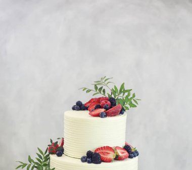 Tatil ve normal bir kahvaltı için şekerleme aromalı kekler.