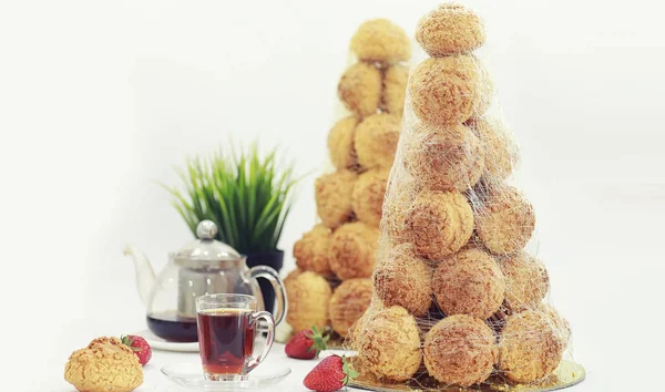 Suikerwerk op smaak gebrachte cakes voor een vakantie — Stockfoto