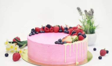 Tatil ve normal bir kahvaltı için şekerleme aromalı kekler.