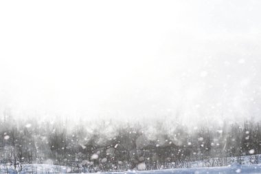 Kırsal alanların ve yolların kış manzarası