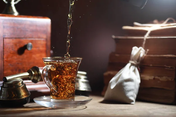 Brewing Tea Wooden Table Mornin — Stock Photo, Image