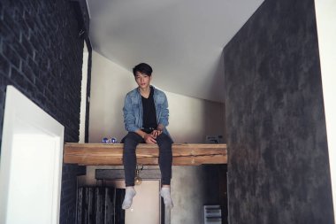 Asya genç adam öğrenci 