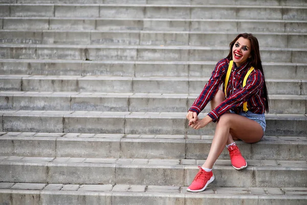 Linda chica en un payaso maquillaje — Foto de Stock