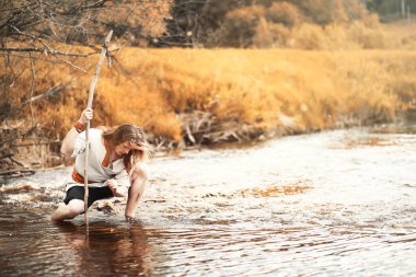 Bir İskandinav biri etnik giysiler