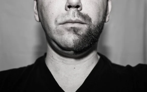 Monochrome textured portrait bearded man shaving — Stock Photo, Image