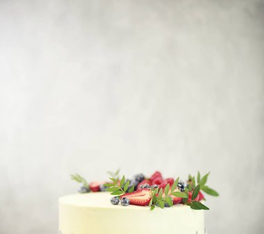 Şekerleme aromalı kek bir tatil için