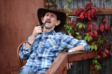 kovboy adam Duman borusu 