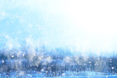 Kırsal alanların ve yolların kış manzarası