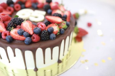 Şekerleme aromalı kek bir tatil için