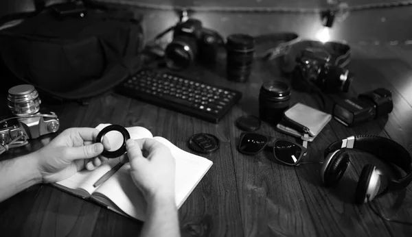 The photographer\'s desk, digital camera accessories