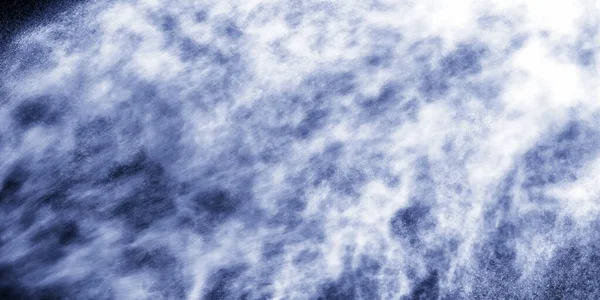 Su ve bir bulut damla bir akışı — Stok fotoğraf
