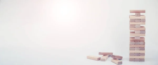 Brettspiel Turm aus Holzstäben — Stockfoto