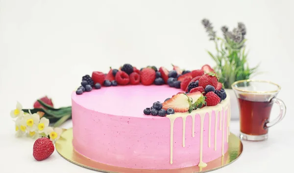 Suikerwerk op smaak gebrachte cakes voor een vakantie — Stockfoto