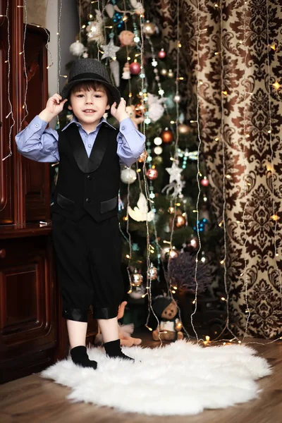 Atmosfera de Ano Novo em casa para crianças — Fotografia de Stock