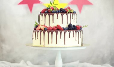 Şekerleme aromalı kek bir tatil için