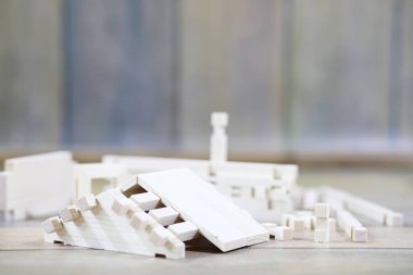 Oyuncak ahşap ev. Kurucunun ch için doğal ahşap yapılır